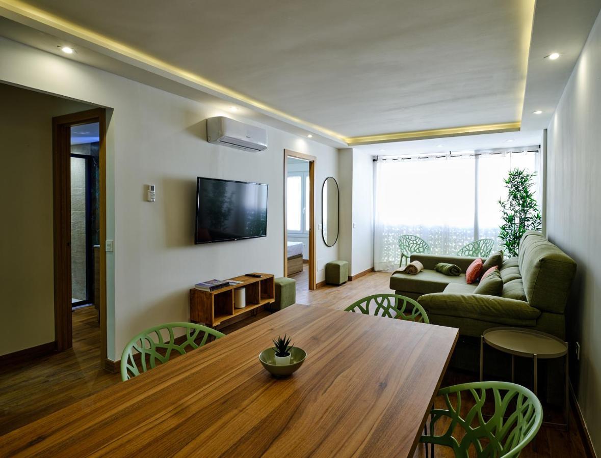 Leo Home- Bright & Centric 3 Bedrooms Apartment With Private Parking Included Málaga Esterno foto