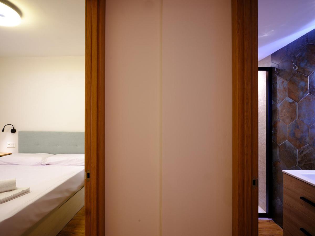 Leo Home- Bright & Centric 3 Bedrooms Apartment With Private Parking Included Málaga Esterno foto