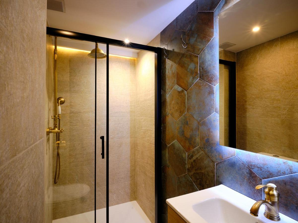 Leo Home- Bright & Centric 3 Bedrooms Apartment With Private Parking Included Málaga Esterno foto