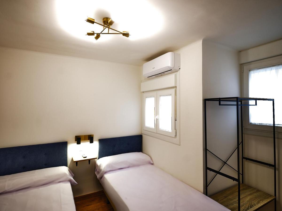 Leo Home- Bright & Centric 3 Bedrooms Apartment With Private Parking Included Málaga Esterno foto