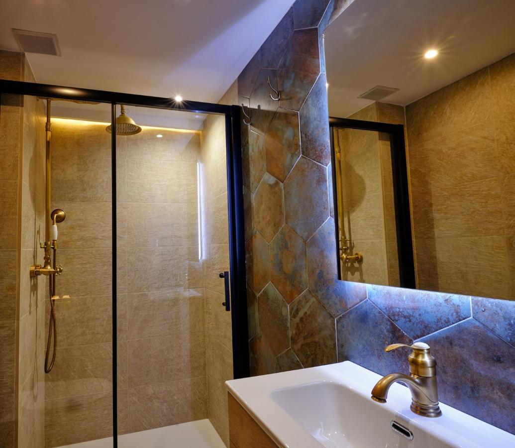 Leo Home- Bright & Centric 3 Bedrooms Apartment With Private Parking Included Málaga Esterno foto